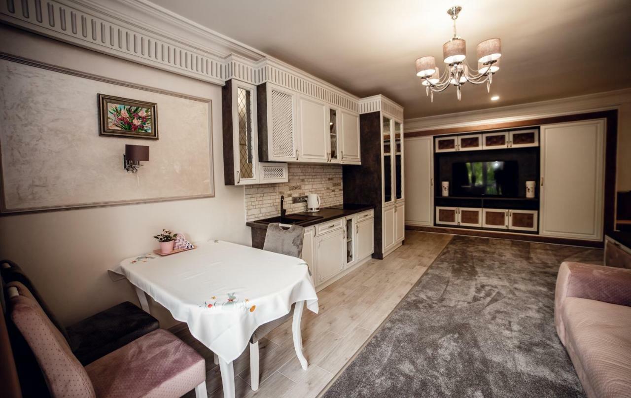 Апартаменты Luxury Lavander Polyana  Esterno foto